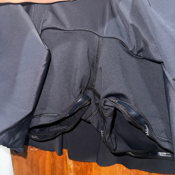 Lululemon Skort in Black - Picture 11 of 13